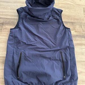 Nike AeroLayer Insulated Vest | Women’s Small